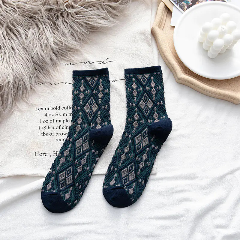 Trendy College Style Cotton Socks