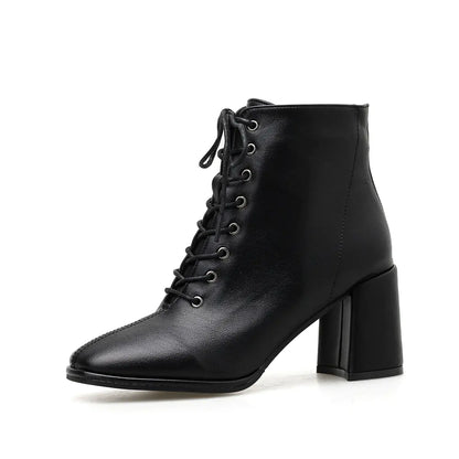 Mature Fashion Women's Stubby-Heeled Short Boots