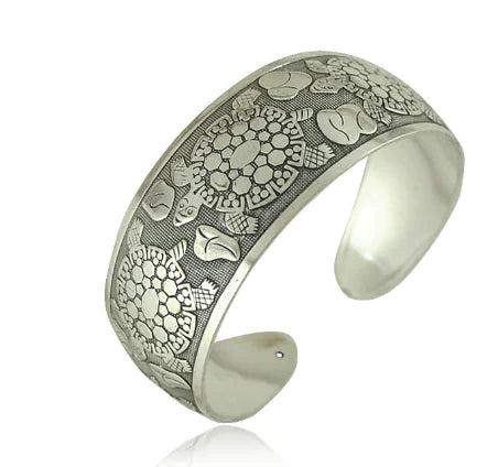 Vintage Miao Silver Carved Bracelet for Women