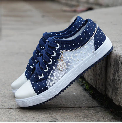 Fashionable Breathable Mesh Sneakers for Women (One Pair)