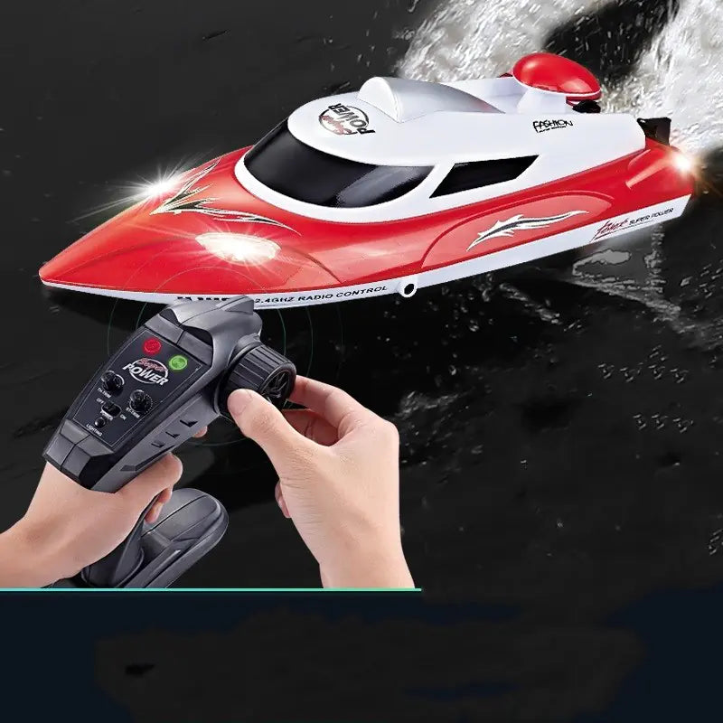 Remote Control High-Speed Boat Model Yacht